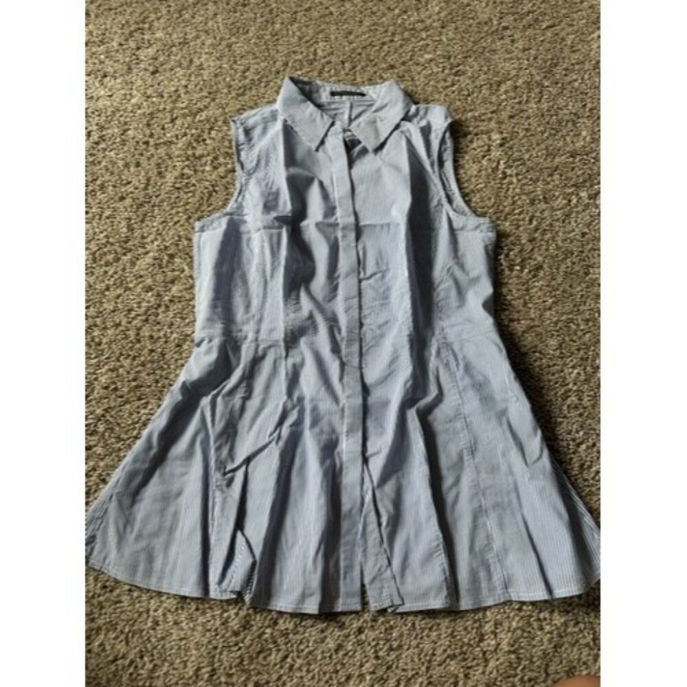 T Tahari Womens Pin Stripes Costal Sleeveless Button up Top size Small Nautical
